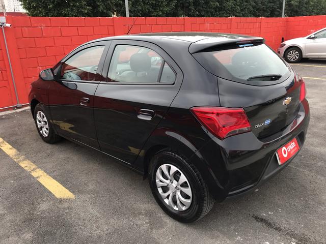 Onix Lt 2018 1.0 - Foto 8