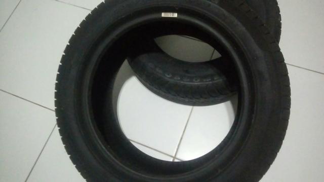 2 pneus seminovos pouco uso