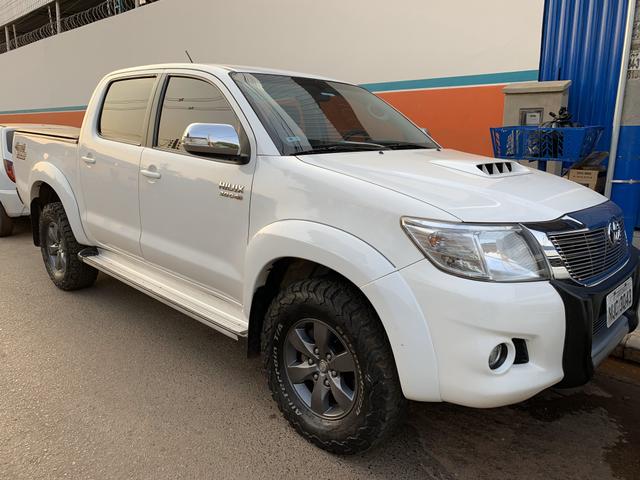 Hilux 2014 srv 3.0 4x4 automática