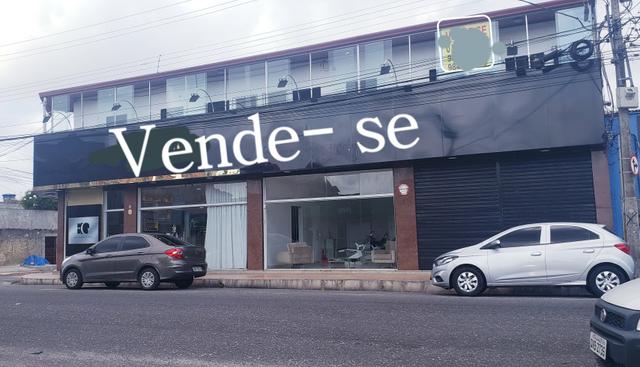 PRÉDIO COMERCIAL na cidade nova