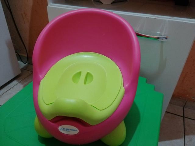 Vendo troninho infantil 2x1 da multikids baby - Foto 3