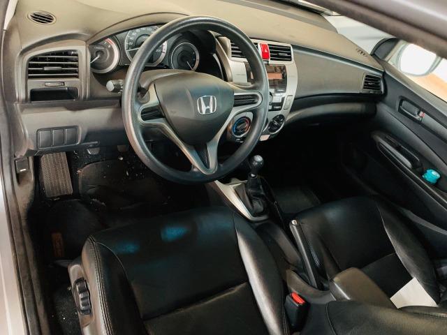 Vendo honda city 2013 carro novo baixo km - Foto 11