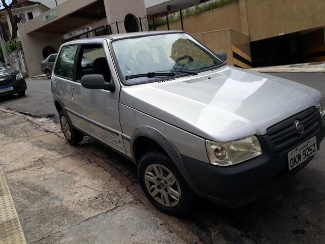 Uno Way 2013 C/Ar 02 portas Prata Conservado
