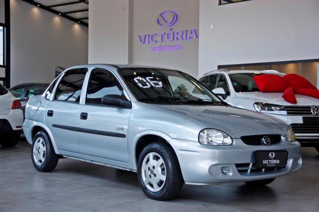 CHEVROLET CLASSIC 2005/2006 1.0 MPFI LIFE 8V ÁLCOOL 4P MANUAL
