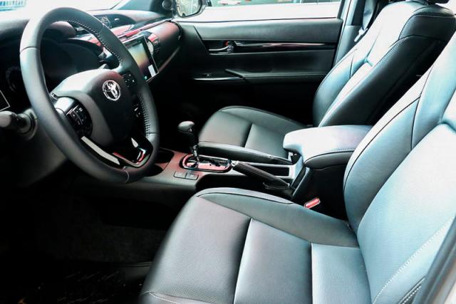 TOYOTA HILUX CD DSL 4X4 SRX AT 19/20 - Foto 12