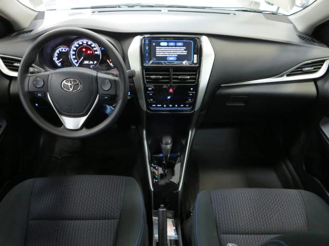 TOYOTA YARIS SEDAN XL PLUS AT 19/20 - Foto 10