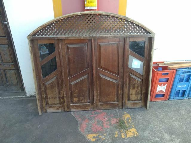 Porta e janela de madeira - Foto 2