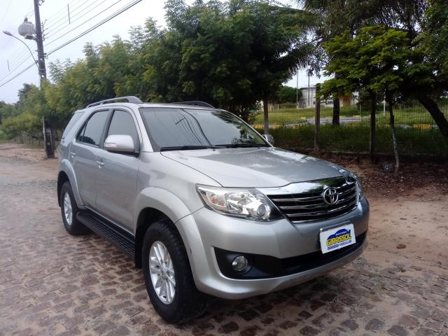 HILUX SW4 2014/2015 2.7 SR 4X2 16V FLEX 4P AUTOMÁTICO - Foto 7