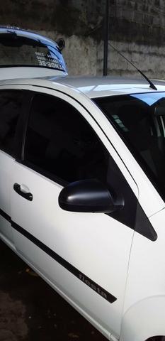 Ford Fiesta Hatch,2013 Completo Flex