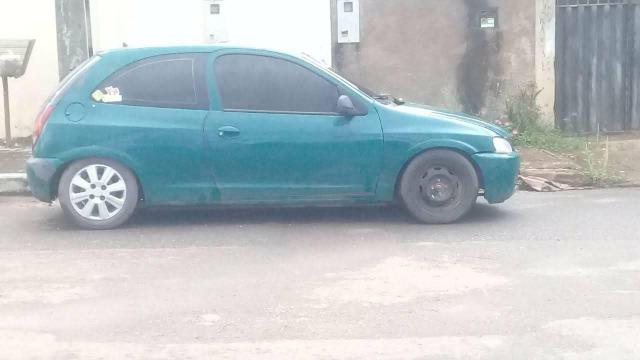 Vendo ou troco valor em dinheiro 7500vai com som