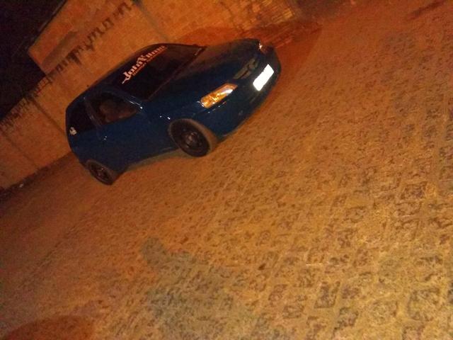 Vendo ou troco valor em dinheiro 7500vai com som - Foto 2