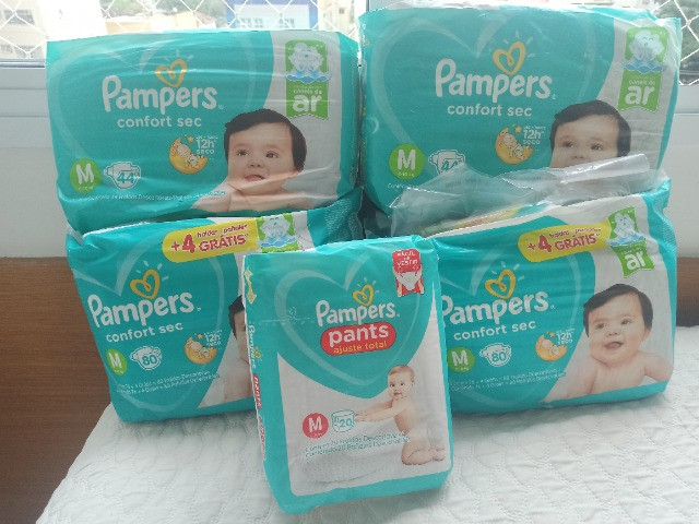 pampers e huggies