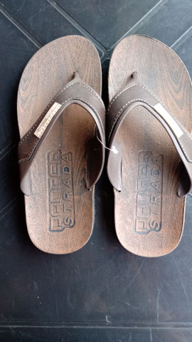 chinelo danper strada