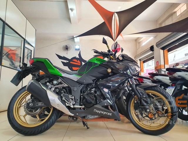 KAWASAKI Z 300 VERDE