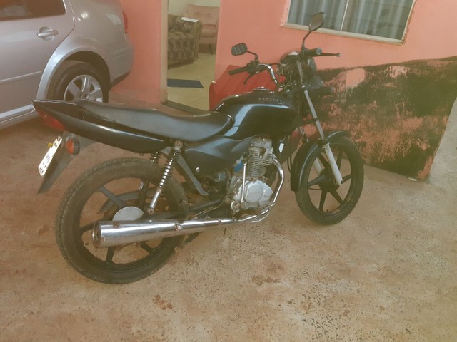 CG 125 PRETA