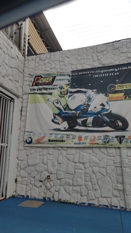 VENDESSE KAWASAKI NINJA 250R ESPECIAL EDITION  VERMELHA PRETA E BRANCA  