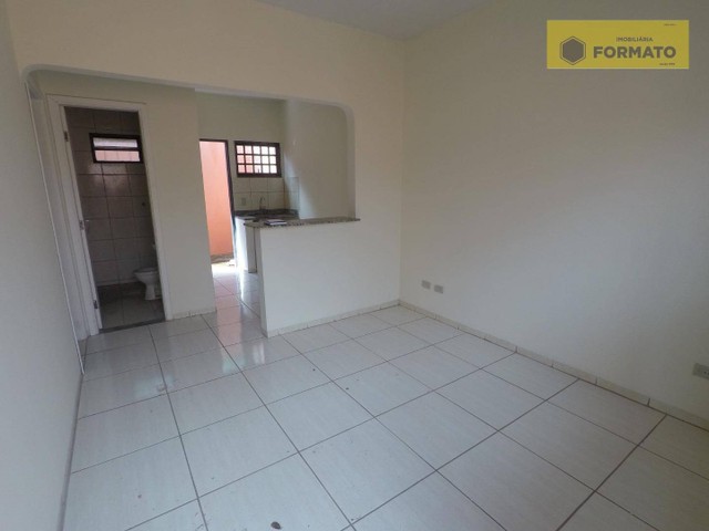 Kitnet com 1 dormitório para alugar, 40 m² por R$ 500,00/mês - Jardim Tijuca - Campo Grand - Foto 3