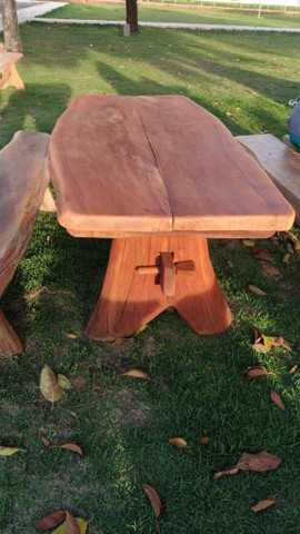 Mesa de madeira 
