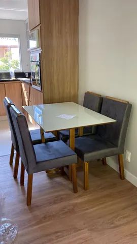 Mesa com 4 cadeiras MADEIRA MACIÇA  - Foto 3