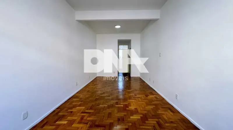 Apartamento - / Residencial / Copacabana