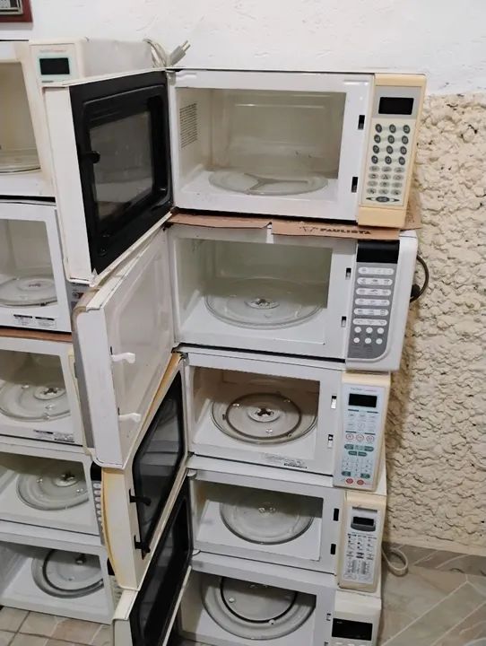 Lote de  10 Micro-ondas - Diversas Marcas e Modelos Funcionando - Foto 4
