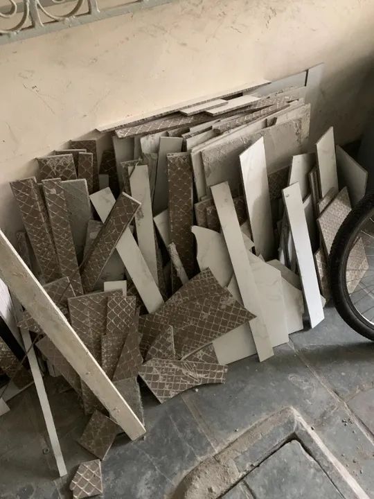 Sobras de Porcelanato Delta Balmes 63x63 Classe A - Foto 3