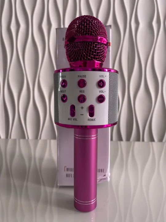 Microfone Karaokê Bluetooth Efeito De Voz Recarregável