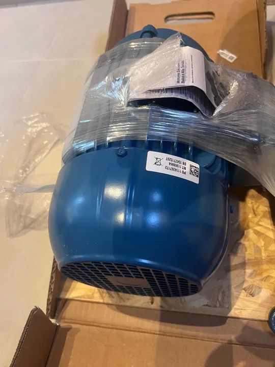 Motor Trifásico 4cv 1800RPM 220/380V 4P W22 IR3 Cod. 11368864 - Foto 3