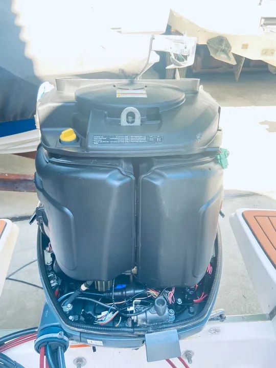 Motor de popa  YAMAHA F225 de Lancha a Gasolina - Foto 9