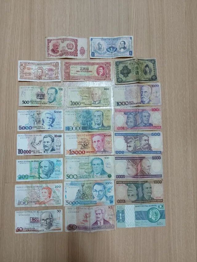 Notas antigas Brasil e outros países