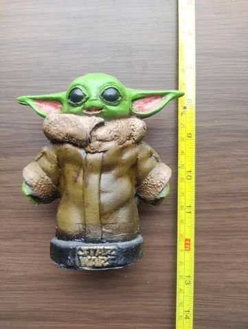 Figure Yoda