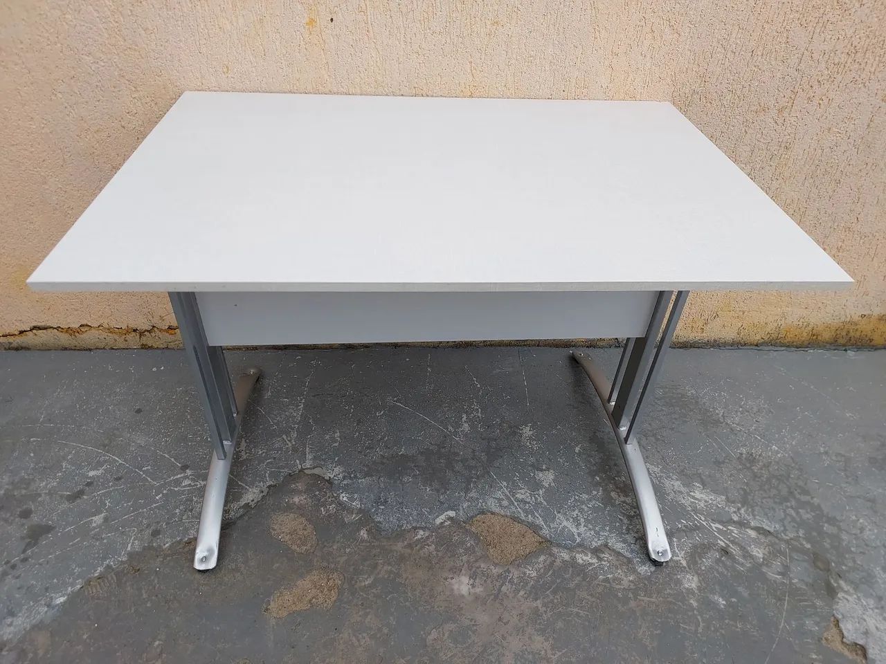 Mesa escritorio  1.03x70 - Foto 2