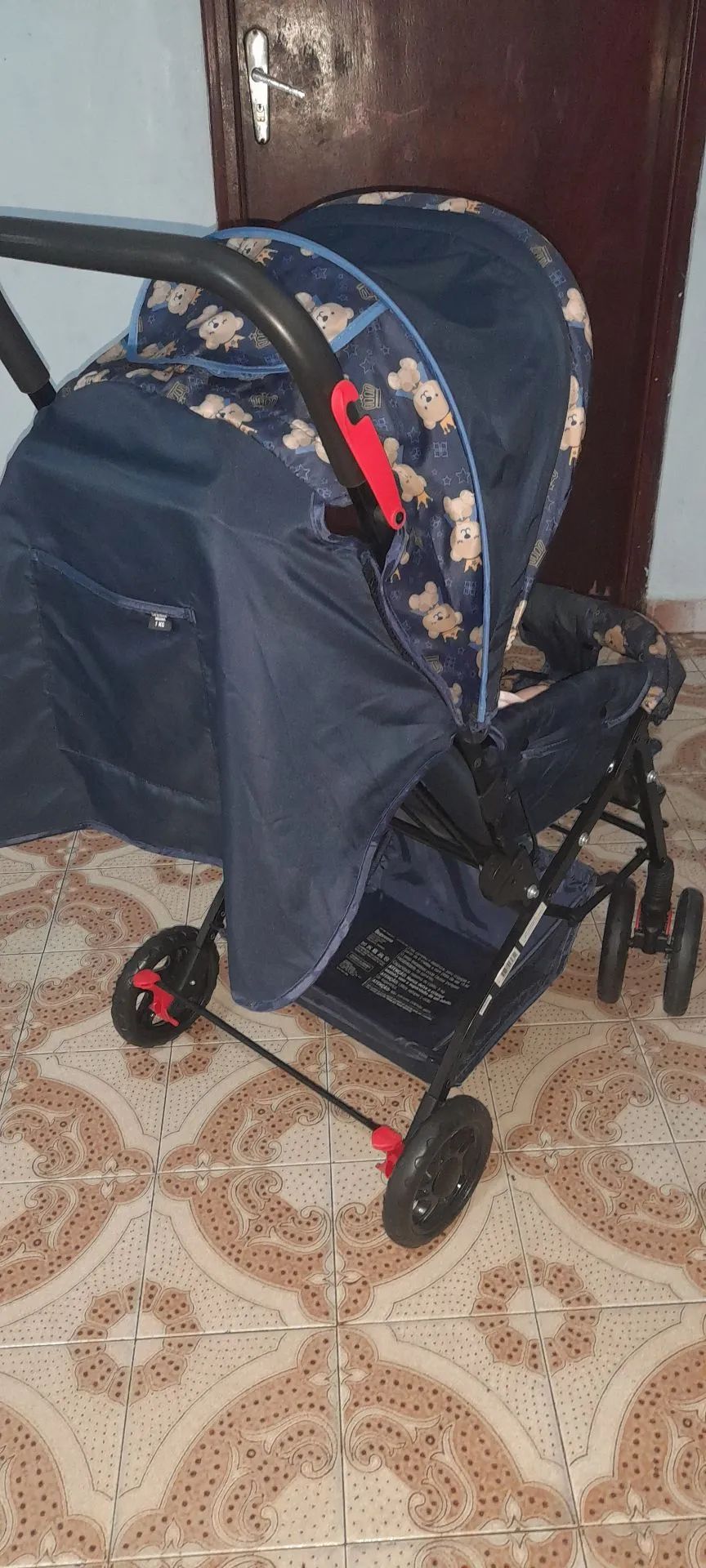 Carrinho de Bebê - Azul - Com Ursinhos!