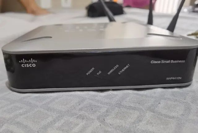 Roteador - Modem - Repetidor Cisco Small Business - 3 Antenas - Perfeito  - Foto 2
