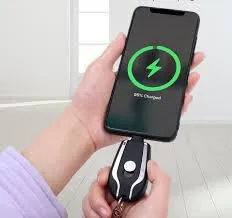 Chaveiro Power Bank Portátil Mini Carregador Bateria Tipo C e Iphone
