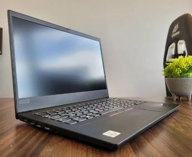 Notebook Lenovo ThinkPad E14 - Core i5 | 10ª Geração | 16GB DDR4 | 256GB SSD | 14" - Foto 4