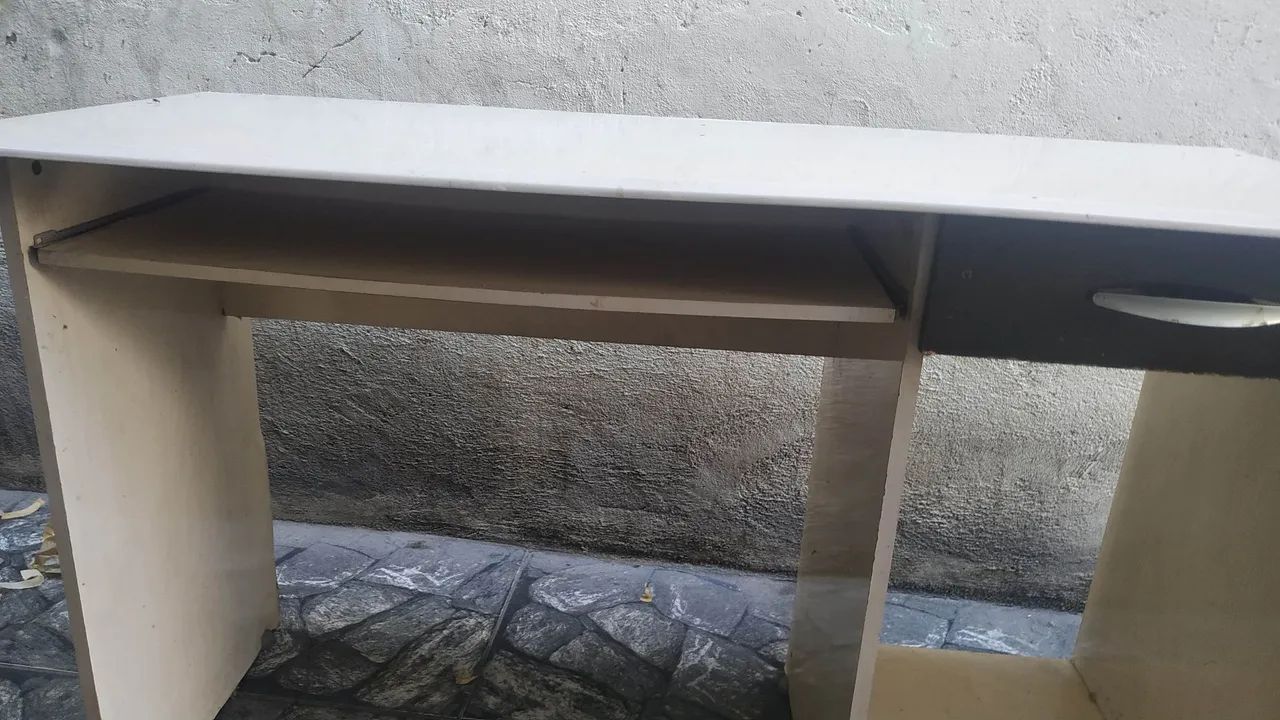 Mesa de computador 64316479213441121