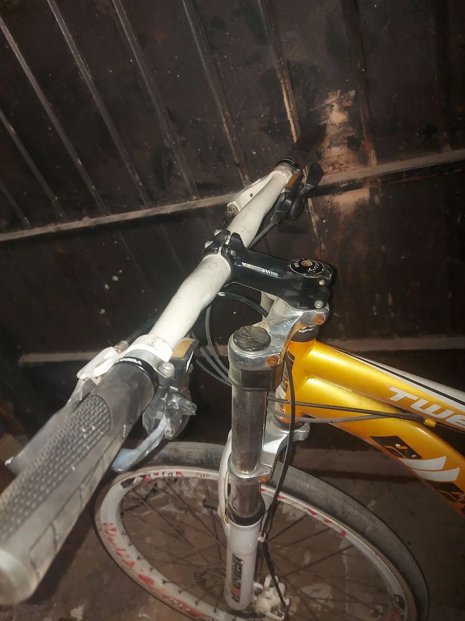 Bicicleta de Montanha - Twone - Foto 3