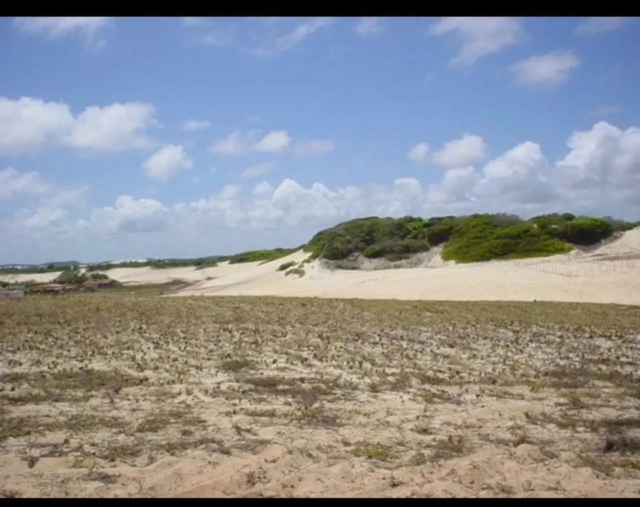 Terreno à Venda na Praia de Camurupim