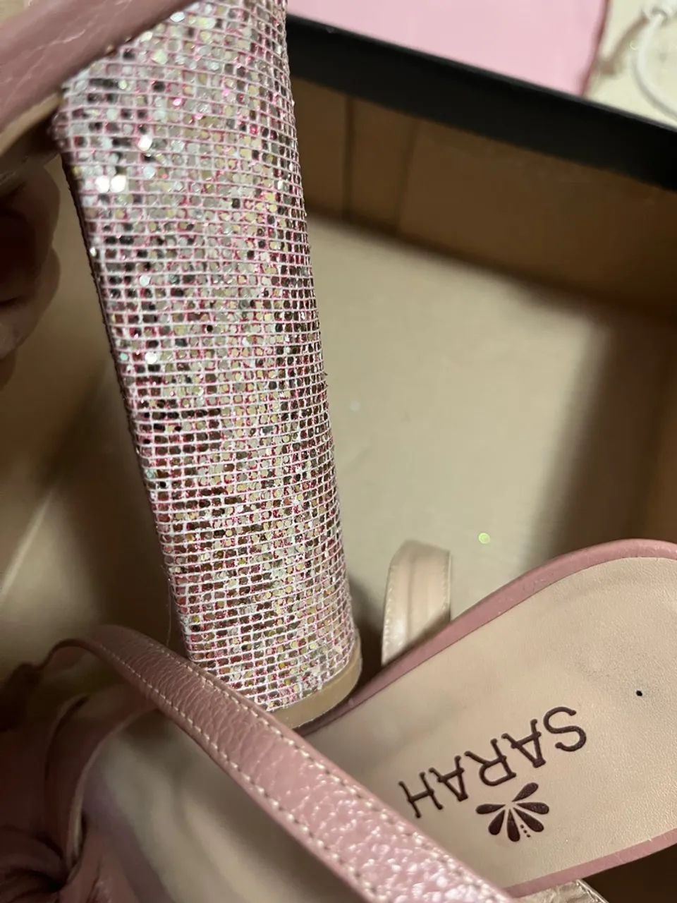 Sandália plataforma pink com glitter seminova - Foto 2