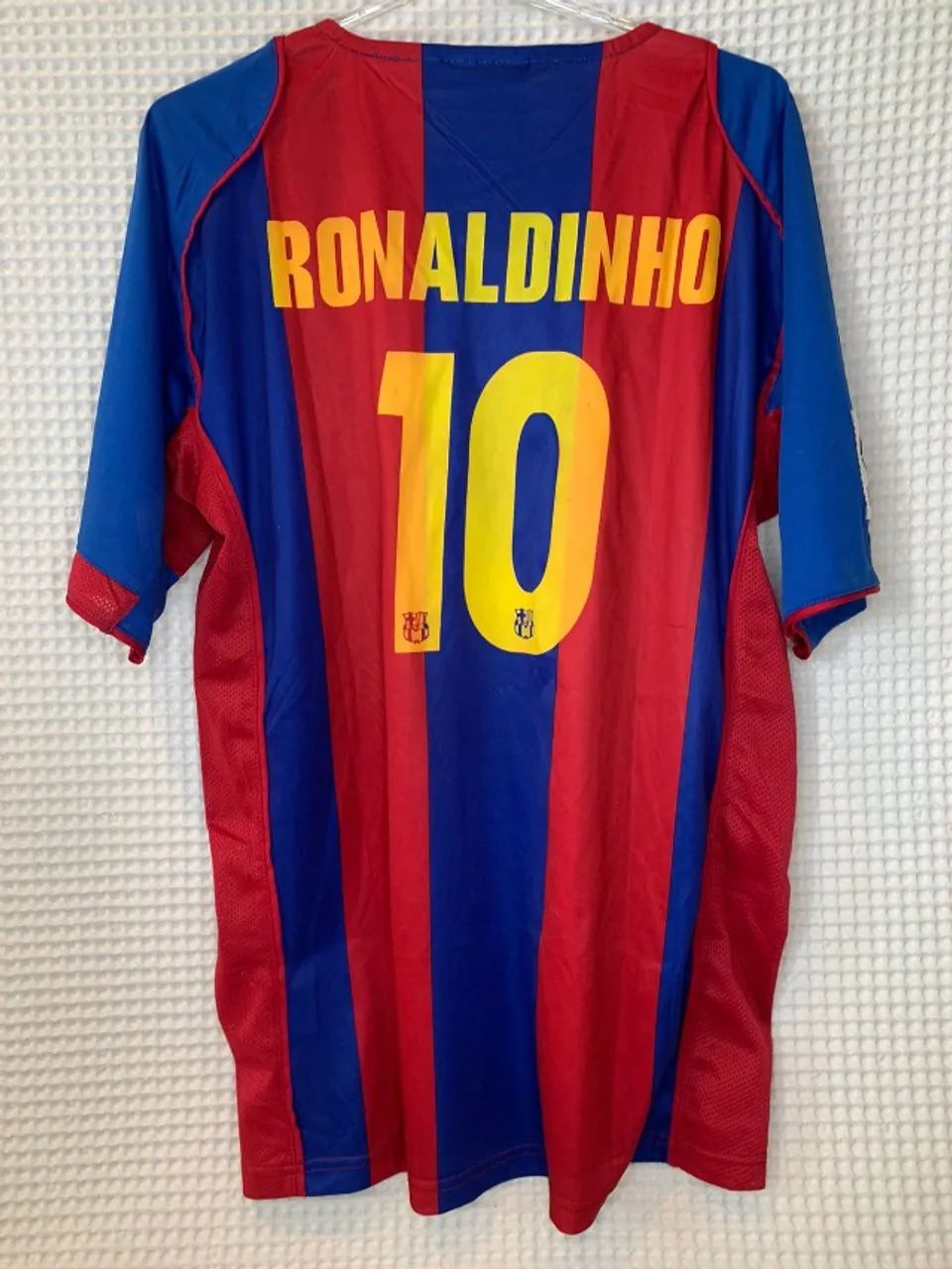 Camisa Bracelona - ESP Ronaldinho 10 2004 Home Adulto - Nike - Foto 2