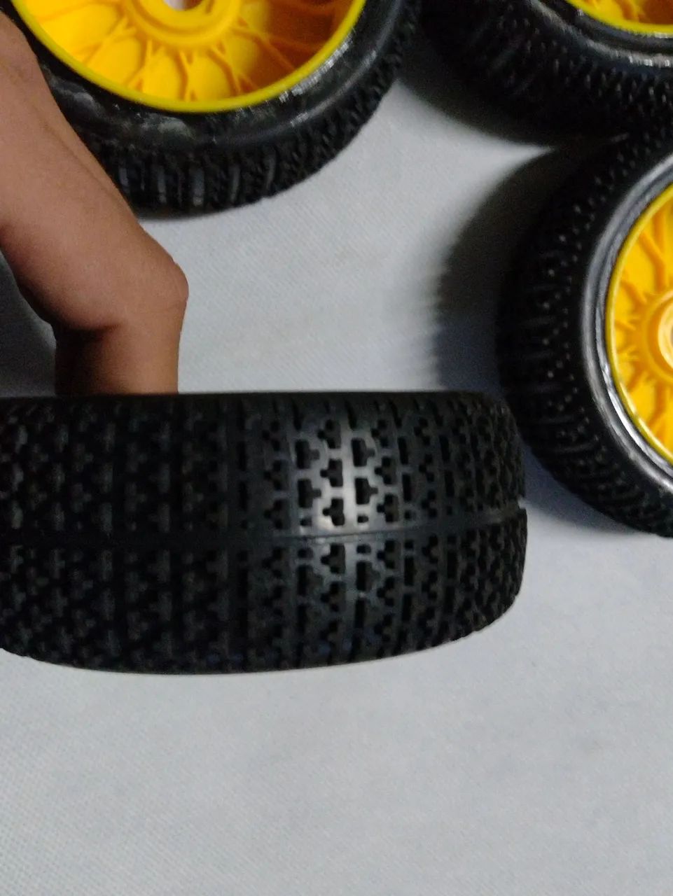 Pneus 116mm 1/8 scale RC buggy roda e peneu hex RC de 17 mm - Foto 4