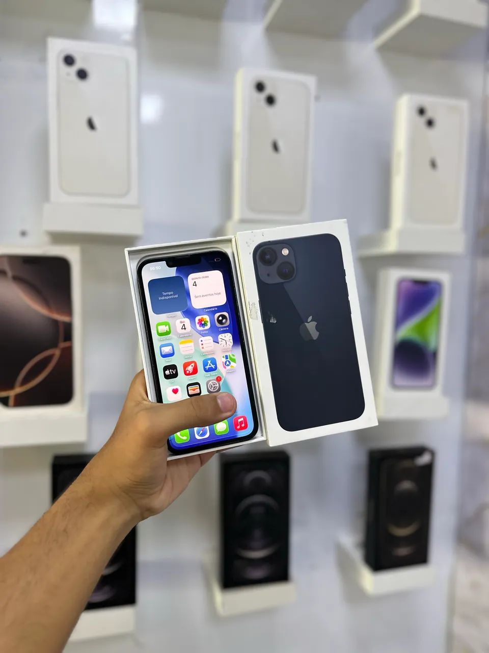 IPHONE 13 128 GB COM CAIXA - Foto 2