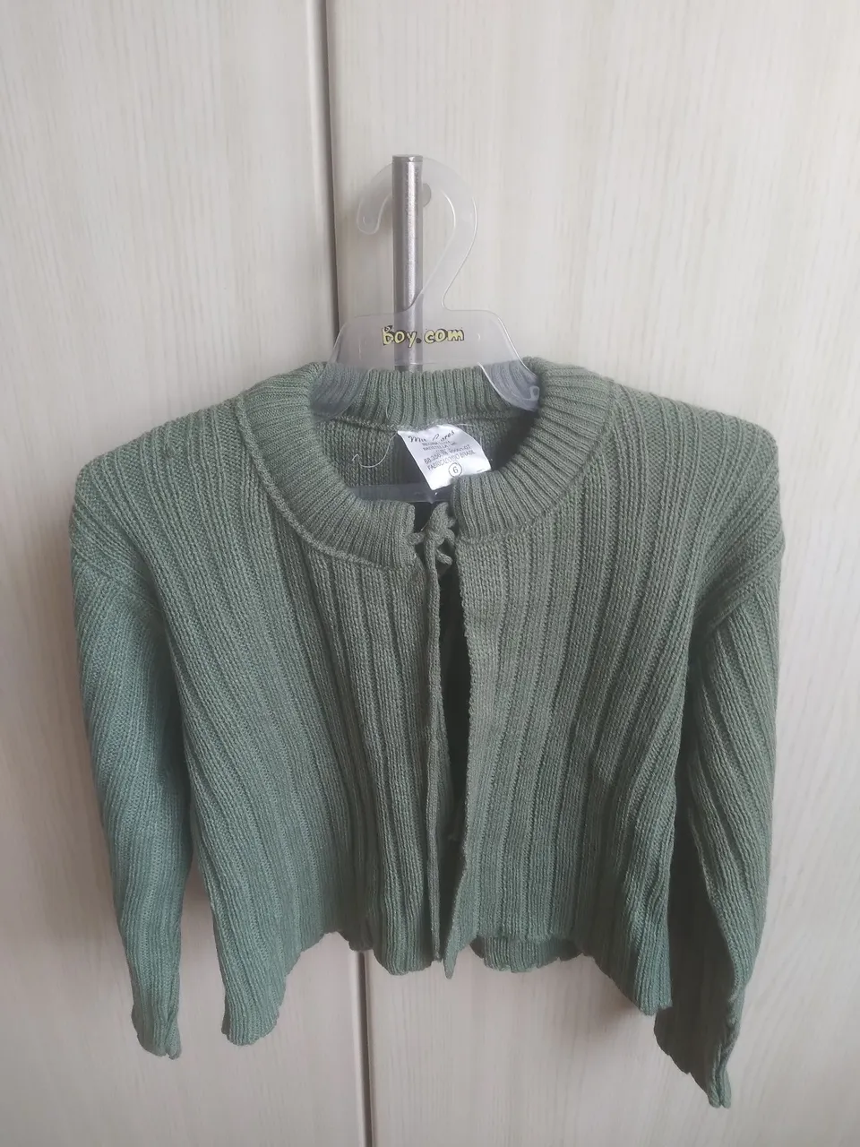 Bolero em linha. Tamanho 4 e 6 Verde