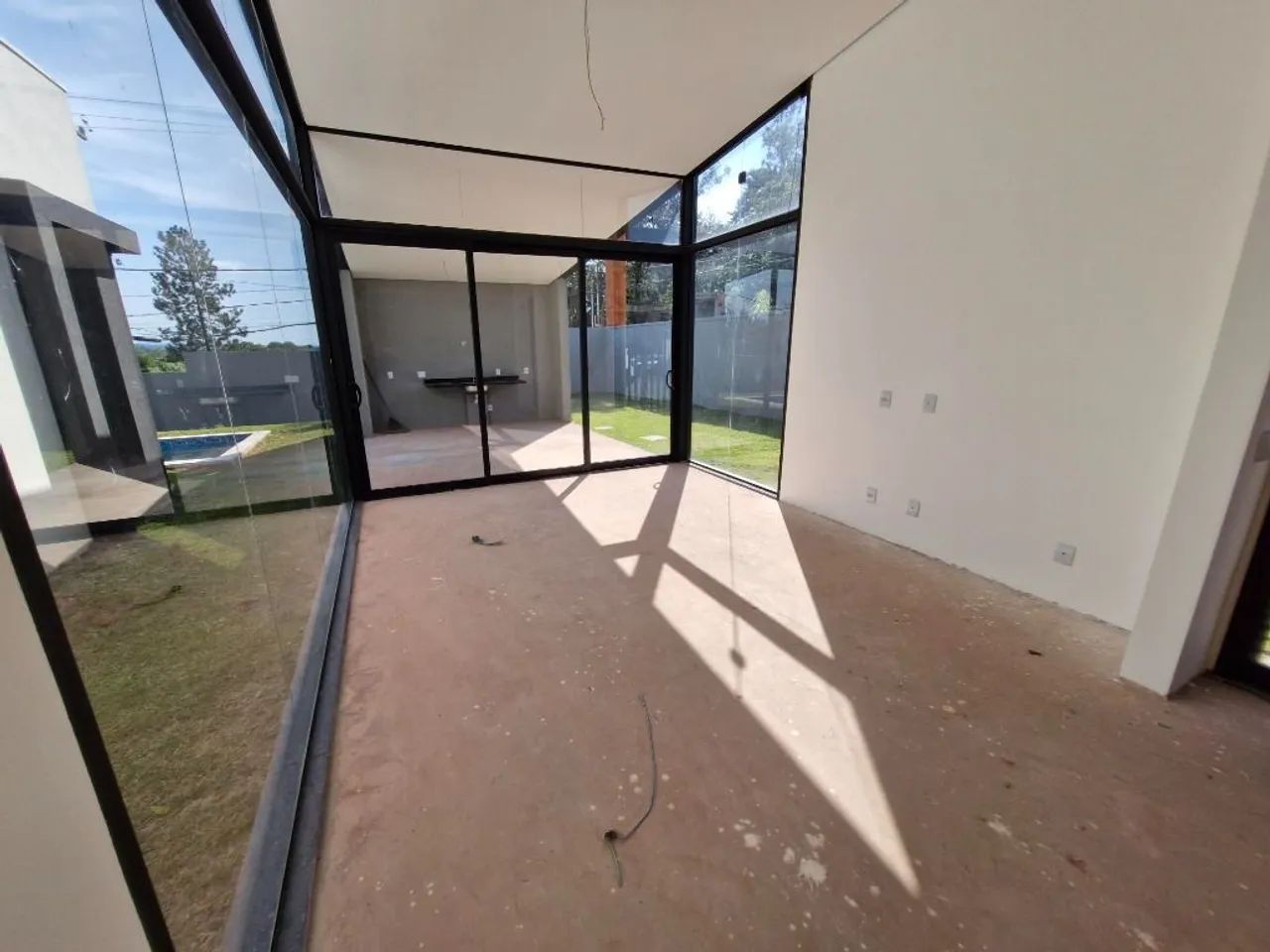 CASA TÉRREA, 3 QUARTOS/SUÍTES, GRANJA VIANA, PRÓXIMO AO COMÉRCIO. - Foto 3