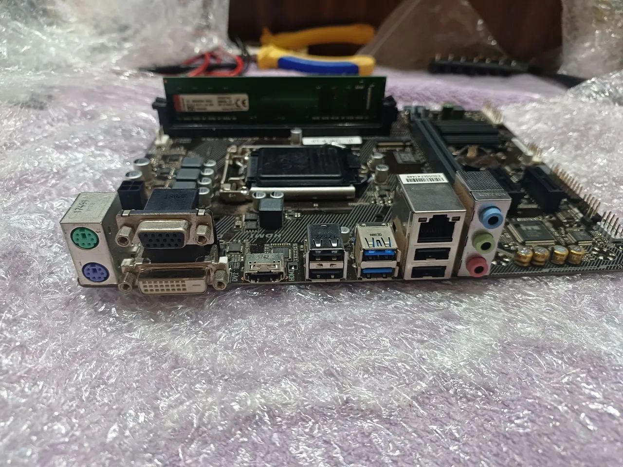 Placa mãe Gigabyte GA-H110M-M.2 - Foto 3