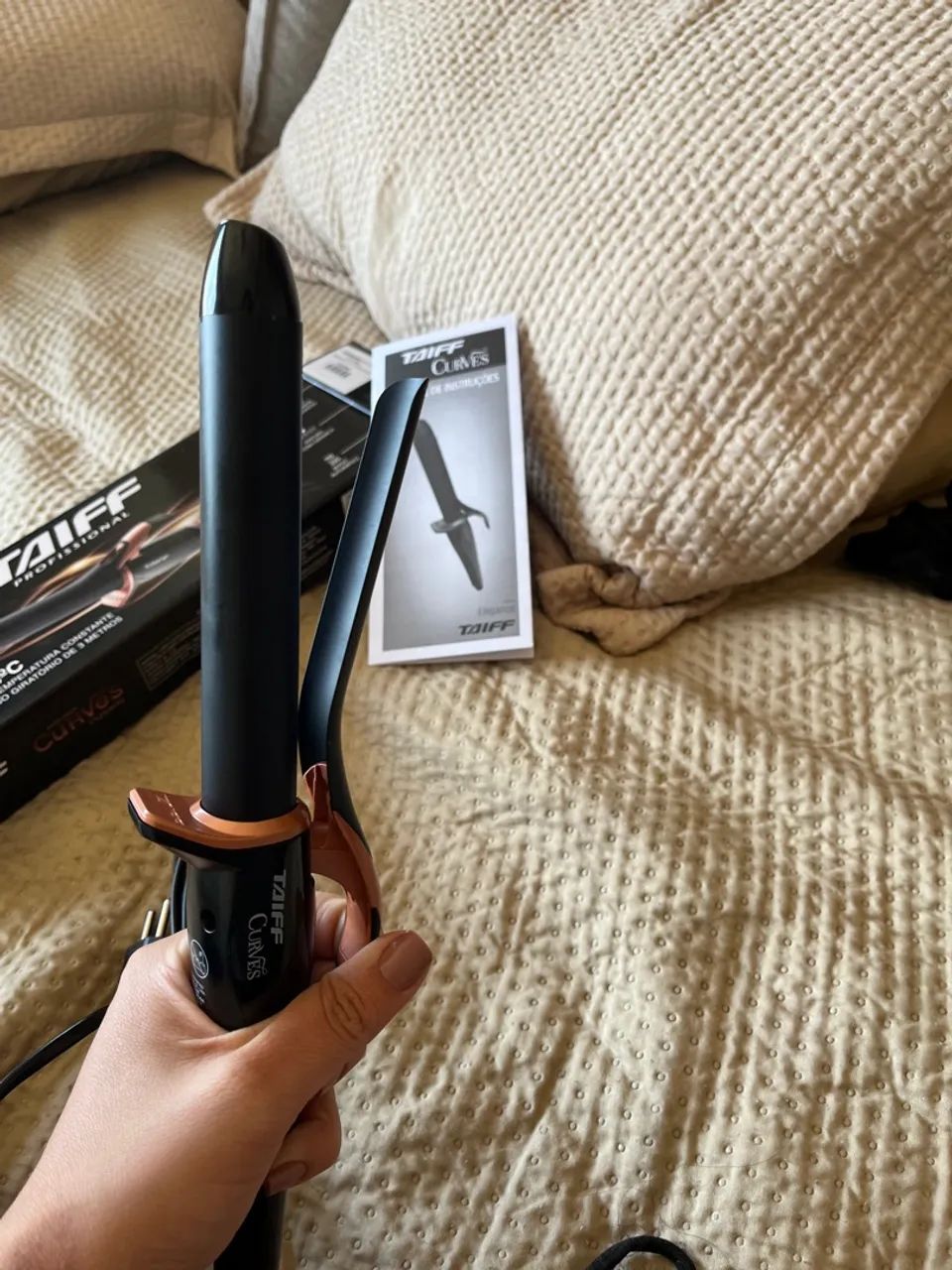 Modelador de Cachos Curves Taiff 1" 210°C - Foto 4