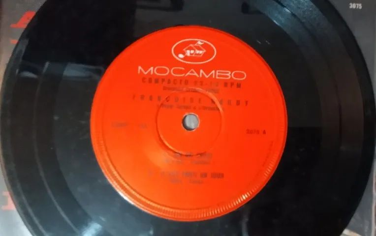 Disco de 1965 da Françoise Hardy - Raridade - Foto 4