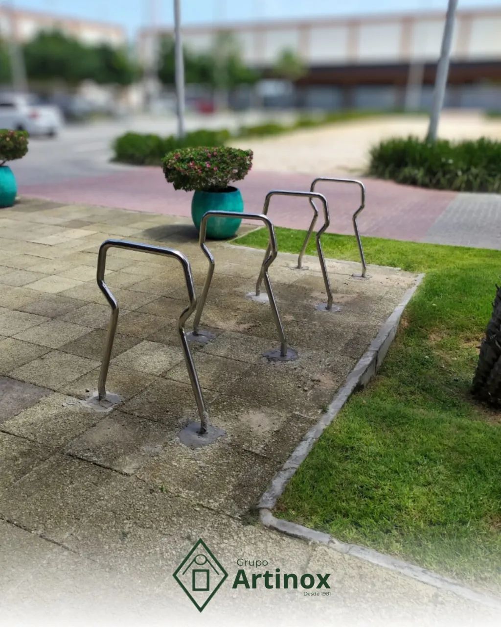 BICICLETÁRIO EM AÇO INOX 304 - Foto 3