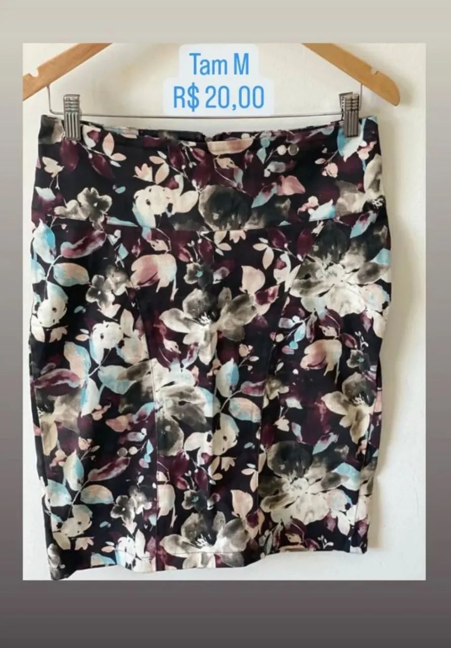 Saia floral preta